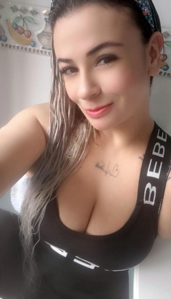 743086045: Chica busca chico en Tarragona