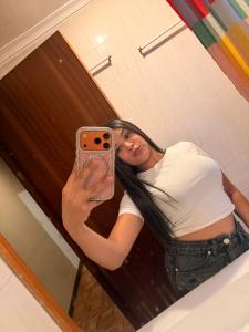 660784451: Chica busca chico en Córdoba