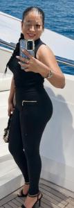 672235472: Chica busca chico en Gerona