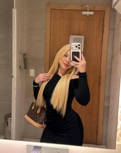 604187370: Chica busca chico en Murcia