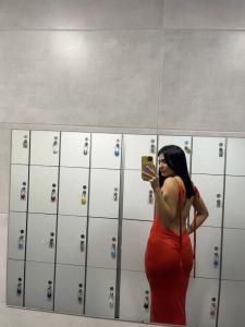 602025386: Chica busca chico en Sevilla