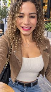 743005147: Chica busca chico en Zaragoza
