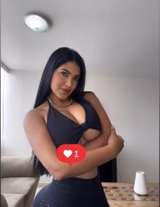 611381528: Chica busca chico en Barcelona