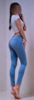 674818201: Chica busca chico en Barcelona