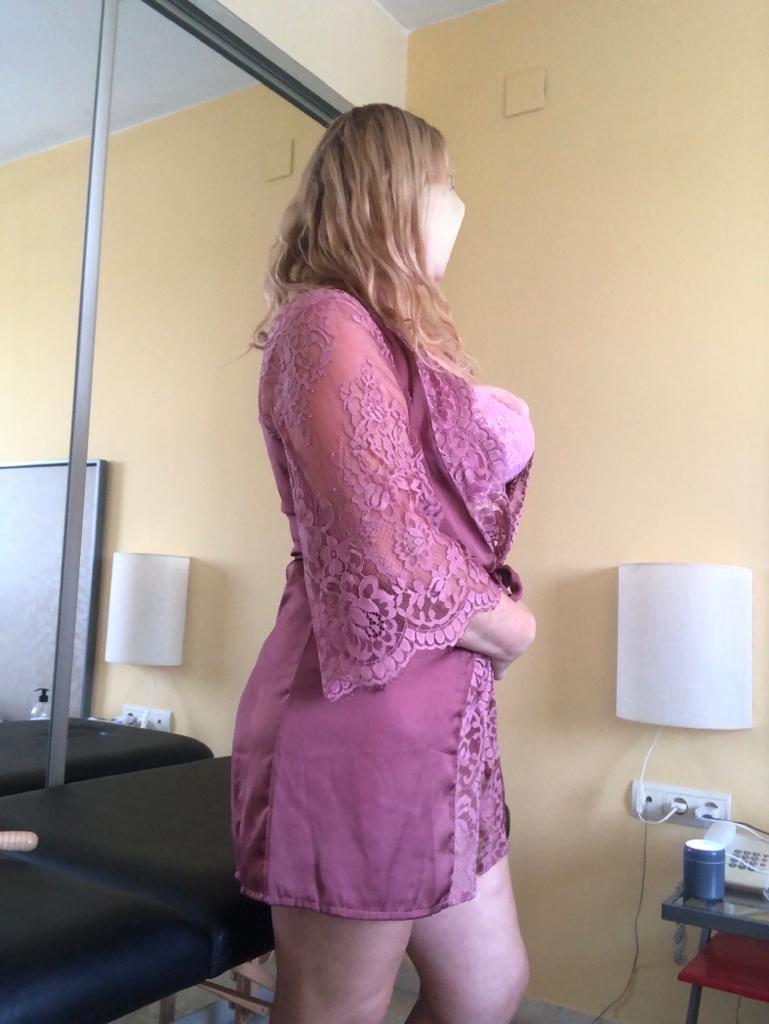 622466913: Chica busca chico en Sevilla