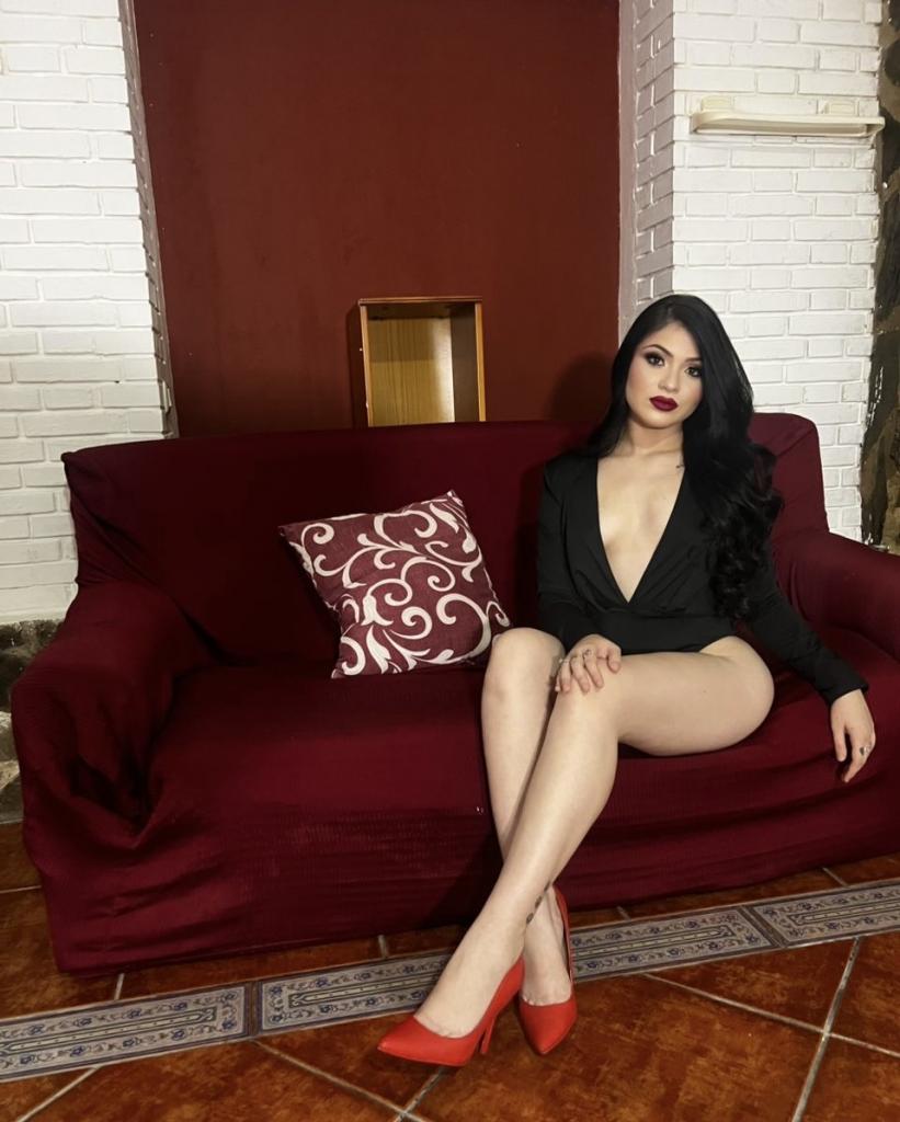 608643015: Chica busca chico en Badajoz