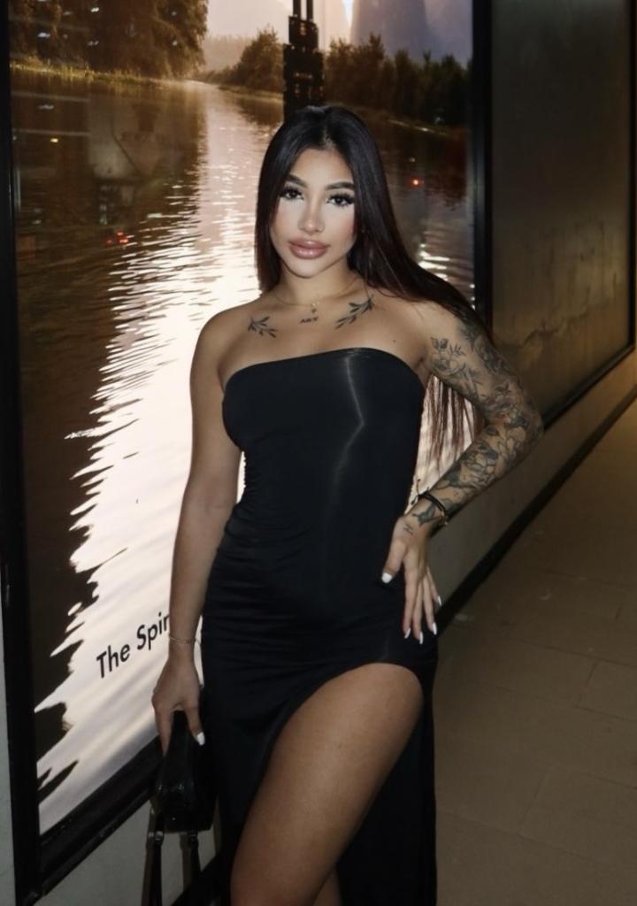 Chica busca chico en Barcelona: 