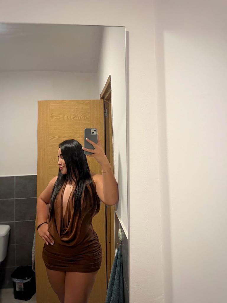 Chica busca chico en Tenerife: 