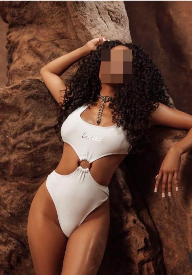 Chica busca chico en Barcelona: 