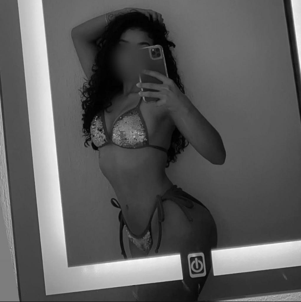 615258791: Chica busca chico en Asturias