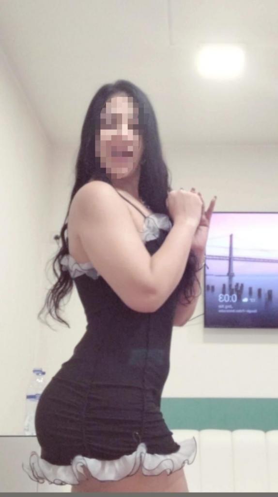 672015032: Chica busca chico en Barcelona
