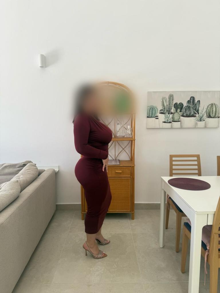 Chica busca chico en Sevilla: 