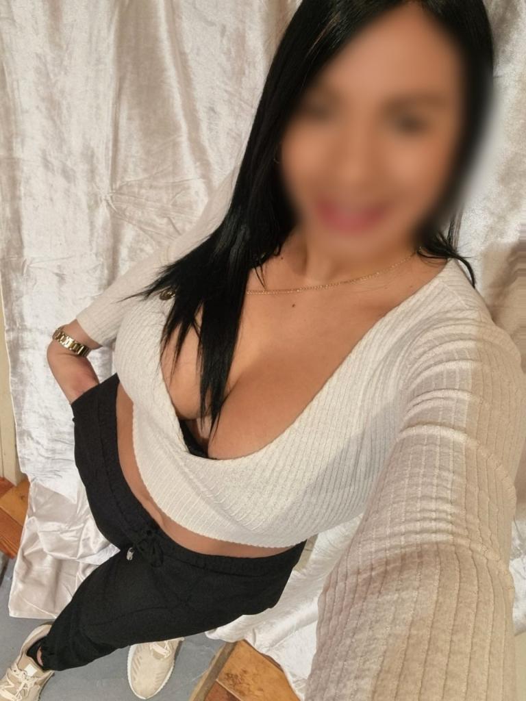 Chica busca chico en Tenerife: 