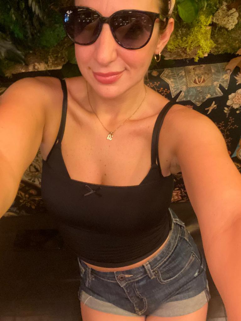 675121093: Chica busca chico en Navarra