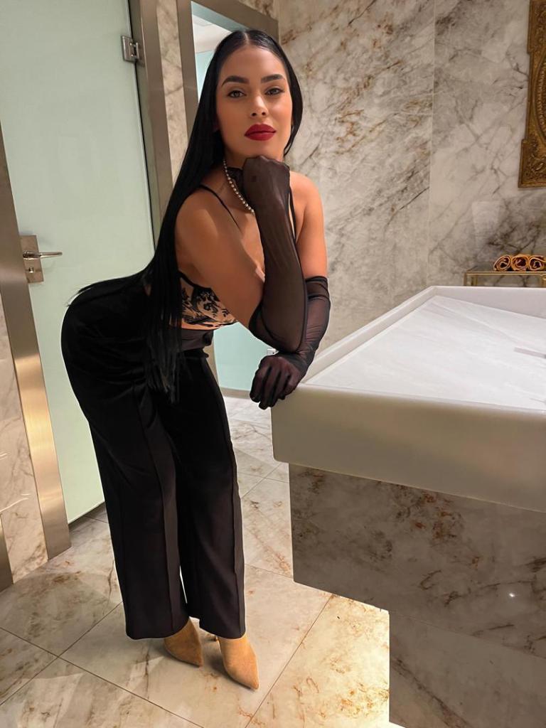 Chica busca chico en Tenerife: Chica busca chico