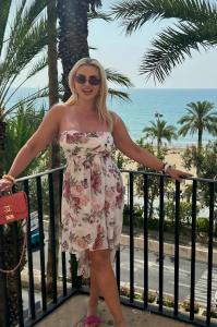 642041114: Chica busca chico en Madrid