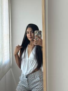 603184341: Chica busca chico en Barcelona