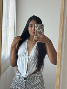 603184341: Chica busca chico en Barcelona