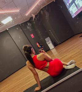 607839340: Chica busca chico en Mallorca