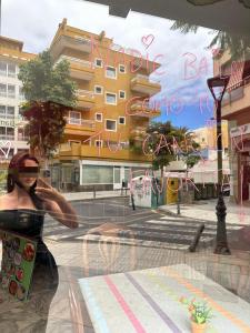 607839340: Chica busca chico en Mallorca