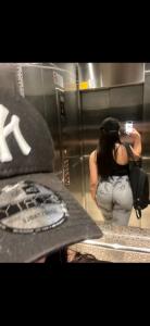 624691934: Chica busca chico en Sevilla