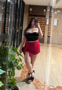 607490771: Chica busca chico en Cádiz