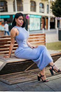 687658076: Chica busca chico en Sevilla