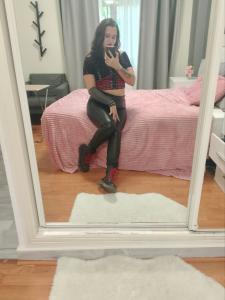 661497294: Chica busca chico en Asturias