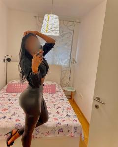 692262577: Chica busca chico en La Coruña