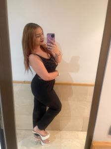 632927895: Chica busca chico en Murcia