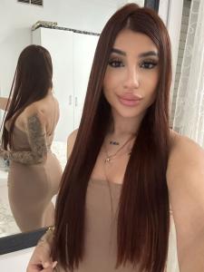 634101117: Chica busca chico en Barcelona