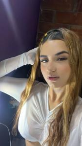 641806526: Chica busca chico en Tarragona