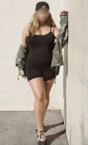 654685358: Chica busca chico en Barcelona