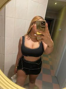 632927895: Chica busca chico en Murcia