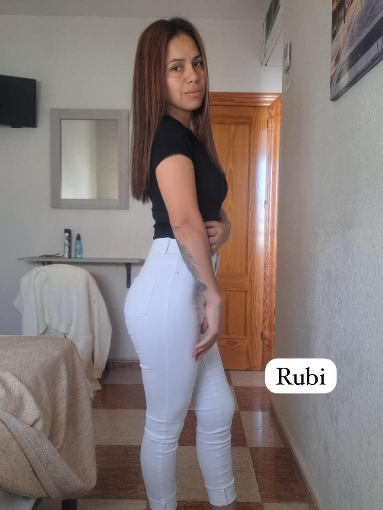 Chica busca chico en Murcia: 