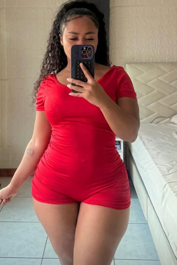 Chica busca chico en Jaén: 