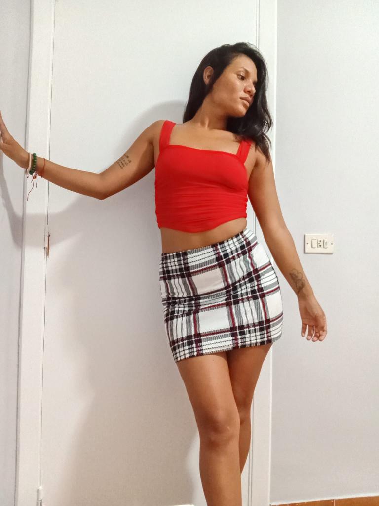 637720589: Chica busca chico en Asturias