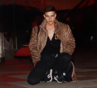 643081635: Chico busca chica en Madrid