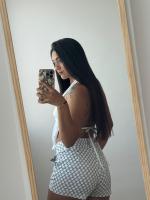 603184341: Chica busca chico en Barcelona