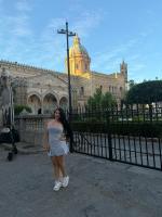 687776811: Chica busca chico en Mallorca