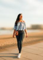 612296768: Chica busca chico en La Coruña