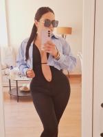 647042225: Chica busca chico en La Coruña