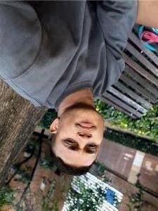 Chico busca chica en Valencia: 