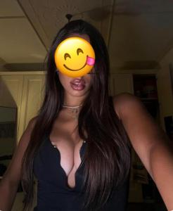 660688886: Chica busca chico en La Coruña