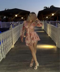 622953013: Chica busca chico en La Coruña