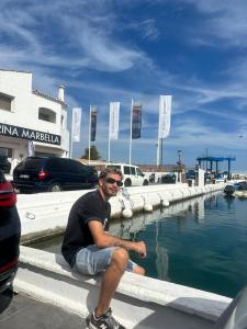 613216388: Chico busca chica en Málaga