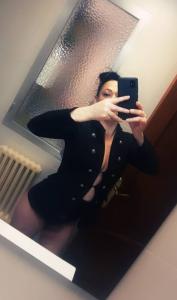 Chica busca chico en Granada: 