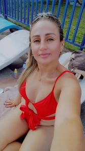 Chica busca chico en Almería: 