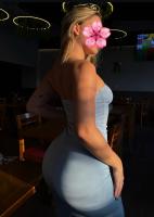 610689471: Chica busca chico en Tarragona