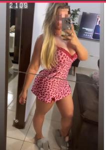 Chica busca chico en Cádiz: 
